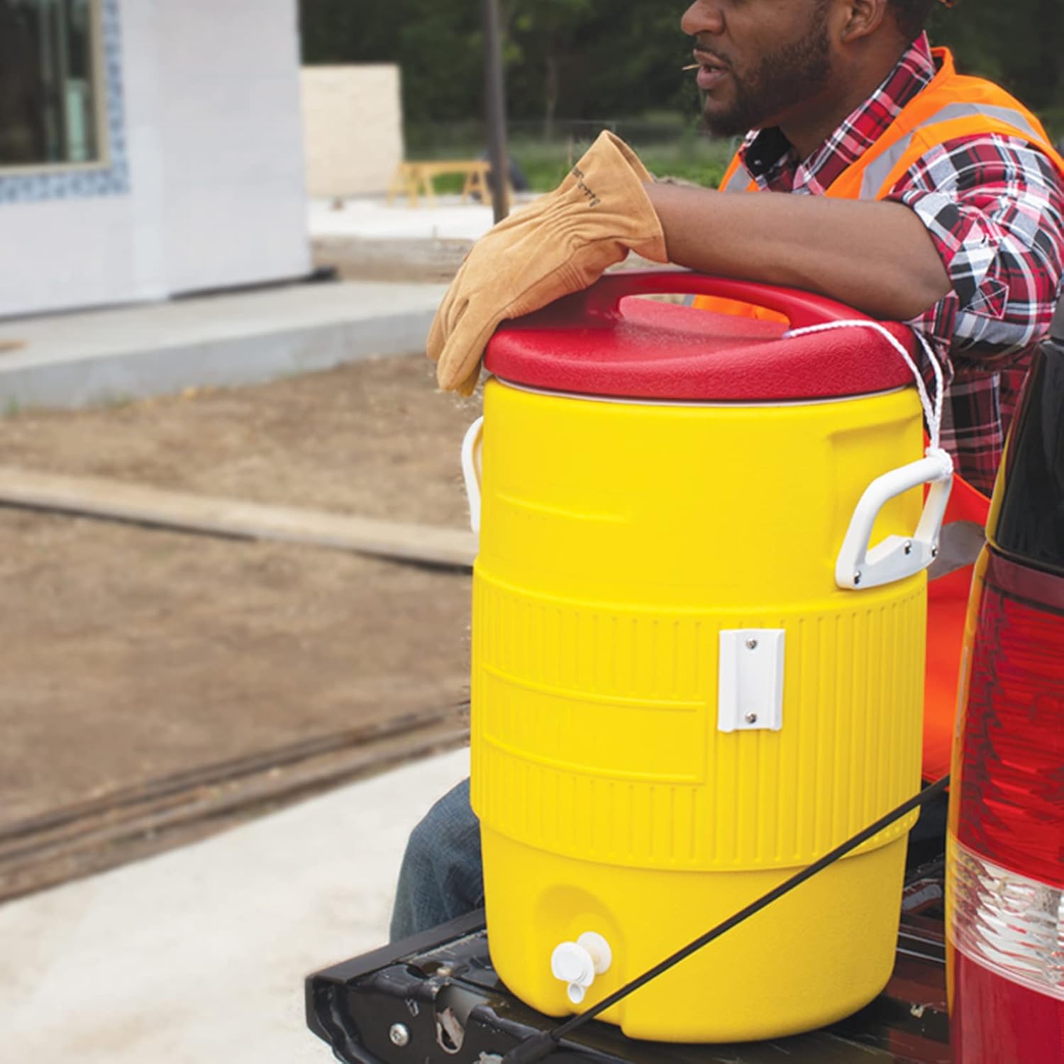 2 Piece Push-Button Cooler Spigot for Igloo 2, 3, 5, 10 Gallon Beverage Cooler, Reusable Water Cooler Kettle Faucet Replacement Parts